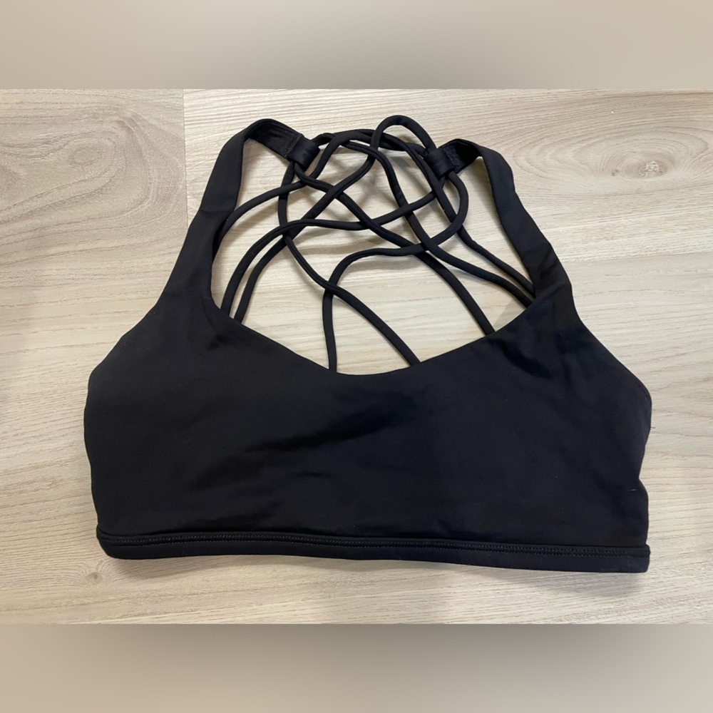 Lululemon Free to be Wild Bra